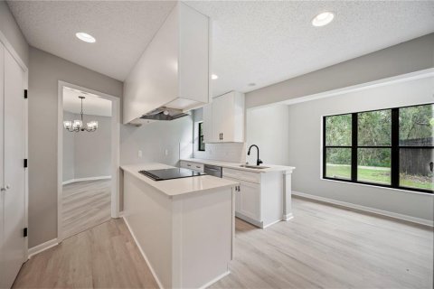 Casa en venta en Frostproof, Florida, 5 dormitorios, 217.95 m2 № 1919191 - foto 15