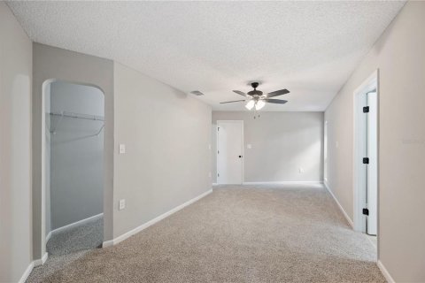 Casa en venta en Frostproof, Florida, 5 dormitorios, 217.95 m2 № 1919191 - foto 26