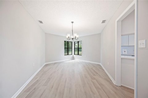 Casa en venta en Frostproof, Florida, 5 dormitorios, 217.95 m2 № 1919191 - foto 29