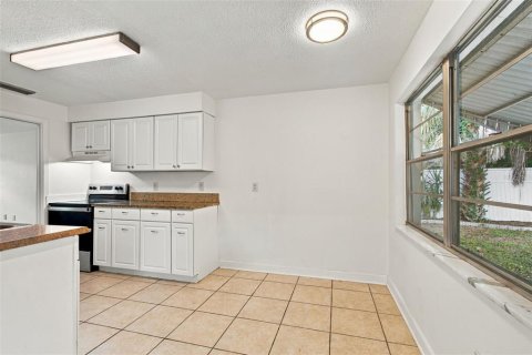 Casa en venta en Clearwater, Florida, 2 dormitorios, 89.19 m2 № 2419978 - foto 13