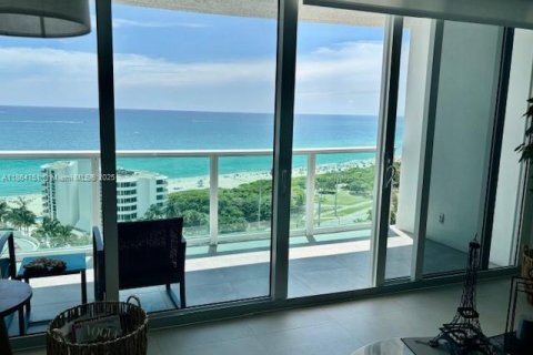 Condo in Sunny Isles Beach, Florida, 2 bedrooms  № 1892785 - photo 2