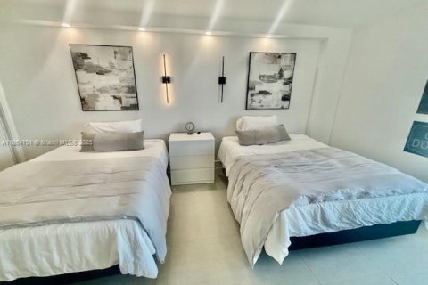 Condo in Sunny Isles Beach, Florida, 2 bedrooms  № 1892785 - photo 9
