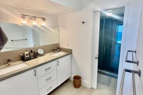 Condo in Sunny Isles Beach, Florida, 2 bedrooms  № 1892785 - photo 11