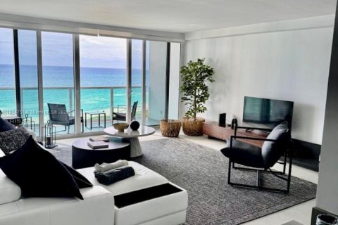Condo in Sunny Isles Beach, Florida, 2 bedrooms  № 1892785 - photo 6