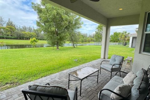 Villa ou maison à vendre à Westlake, Floride: 3 chambres, 180.04 m2 № 2087926 - photo 21