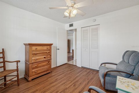 Condominio en venta en Saint Petersburg, Florida, 2 dormitorios, 96.15 m2 № 2102832 - foto 28