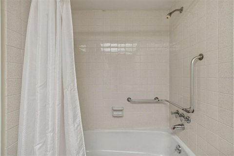 Condominio en venta en Saint Petersburg, Florida, 2 dormitorios, 96.15 m2 № 2102832 - foto 22