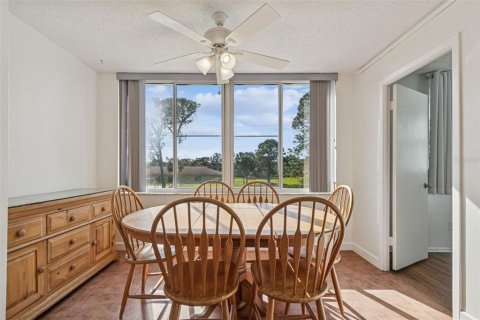 Condominio en venta en Saint Petersburg, Florida, 2 dormitorios, 96.15 m2 № 2102832 - foto 17