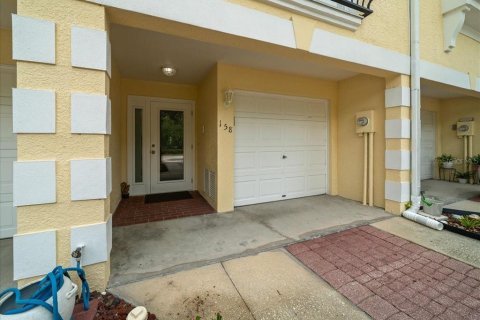 Townhouse in Oldsmar, Florida 3 bedrooms, 170.38 sq.m. № 2226010 - photo 3