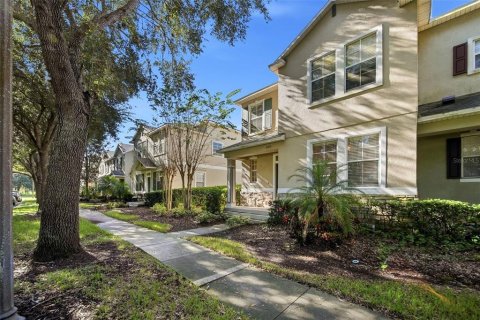 Townhouse in Saint Cloud, Florida 3 bedrooms, 170.94 sq.m. № 2419859 - photo 3
