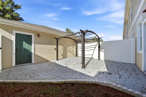Townhouse in Saint Cloud, Florida 3 bedrooms, 170.94 sq.m. № 2419859 - photo 30
