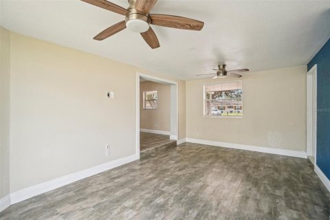 Casa en venta en Apollo Beach, Florida, 3 dormitorios, 115.11 m2 № 2211643 - foto 16