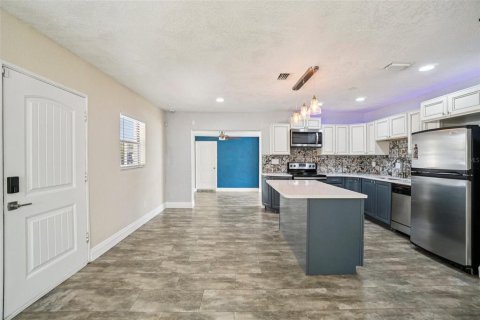 Casa en venta en Apollo Beach, Florida, 3 dormitorios, 115.11 m2 № 2211643 - foto 10