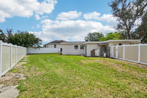 Casa en venta en Apollo Beach, Florida, 3 dormitorios, 115.11 m2 № 2211643 - foto 29