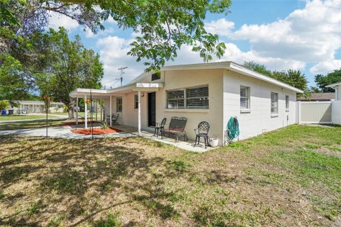 Casa en venta en Apollo Beach, Florida, 3 dormitorios, 115.11 m2 № 2211643 - foto 5
