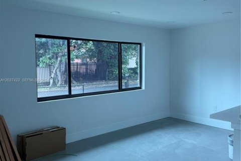 Immobilier commercial à vendre à Miami, Floride: 703.27 m2 № 2257663 - photo 22