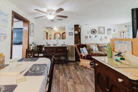 Casa en venta en Saint Petersburg, Florida, 2 dormitorios, 98.1 m2 № 1819347 - foto 19