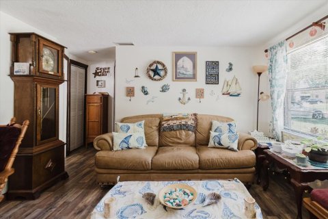 Casa en venta en Saint Petersburg, Florida, 2 dormitorios, 98.1 m2 № 1819347 - foto 14