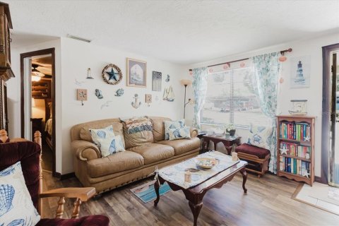 Casa en venta en Saint Petersburg, Florida, 2 dormitorios, 98.1 m2 № 1819347 - foto 10