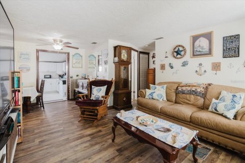Casa en venta en Saint Petersburg, Florida, 2 dormitorios, 98.1 m2 № 1819347 - foto 11