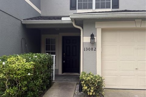 Adosado en alquiler en Orlando, Florida, 2 dormitorios, 117.43 m2 № 1905448 - foto 1