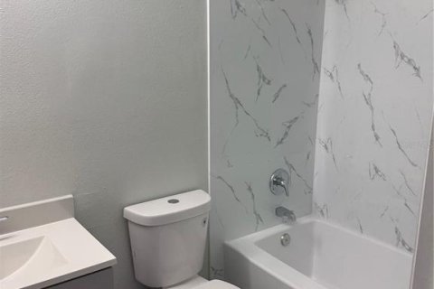 Adosado en alquiler en Orlando, Florida, 2 dormitorios, 117.43 m2 № 1905448 - foto 17