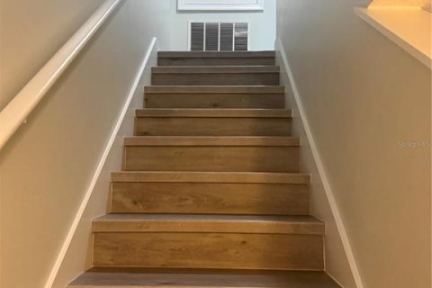 Adosado en alquiler en Orlando, Florida, 2 dormitorios, 117.43 m2 № 1905448 - foto 10