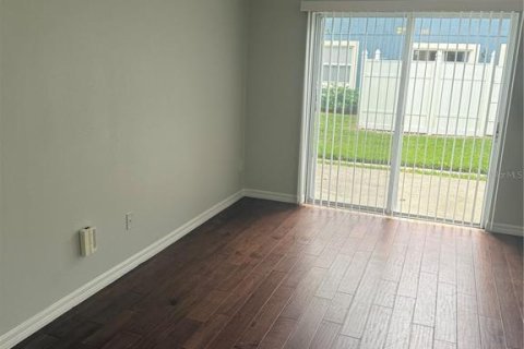 Adosado en alquiler en Orlando, Florida, 2 dormitorios, 117.43 m2 № 1905448 - foto 6