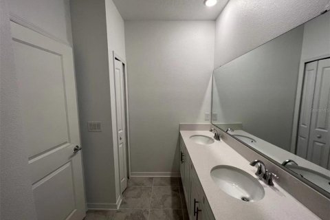 Casa en alquiler en Kissimmee, Florida, 4 dormitorios, 196.49 m2 № 1828097 - foto 26