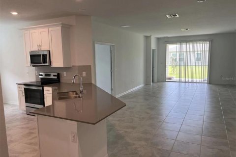 Casa en alquiler en Kissimmee, Florida, 4 dormitorios, 196.49 m2 № 1828097 - foto 16