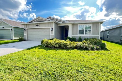 Casa en alquiler en Kissimmee, Florida, 4 dormitorios, 196.49 m2 № 1828097 - foto 2