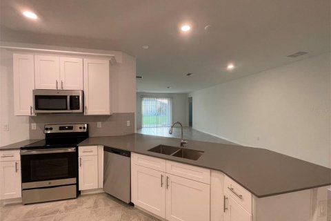 Casa en alquiler en Kissimmee, Florida, 4 dormitorios, 196.49 m2 № 1828097 - foto 15