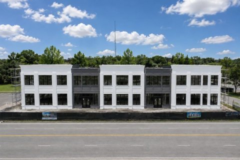Immobilier commercial à louer à Winter Garden, Floride: 456.06 m2 № 2111822 - photo 2