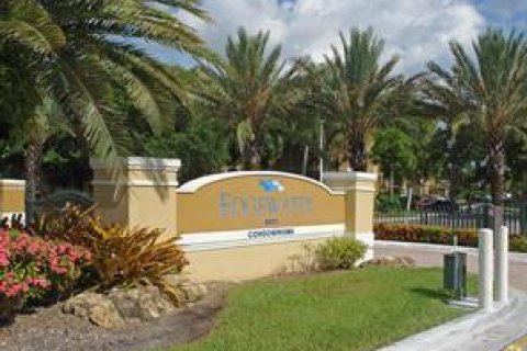 Condo à Coral Springs, Floride, 1 chambre  № 2168185