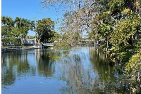 Villa ou maison à louer à North Miami, Floride: 3 chambres, 152.73 m2 № 1966196 - photo 9