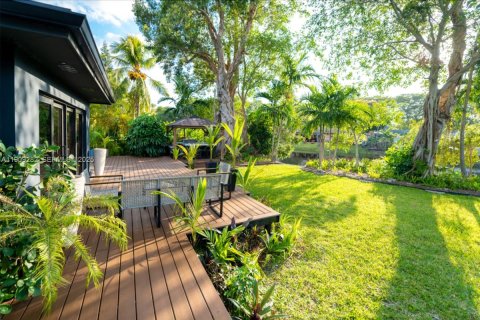 Villa ou maison à louer à North Miami, Floride: 3 chambres, 152.73 m2 № 1966196 - photo 4
