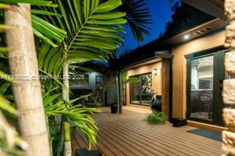 Снять в аренду виллу или дом в Норт-Майами, Флорида 3 спальни, 152.73м2, № 1966196 - фото 15