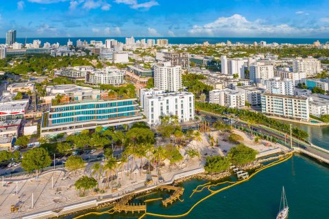 Купить коммерческую недвижимость в Майами-Бич, Флорида № 1989412 - фото 6