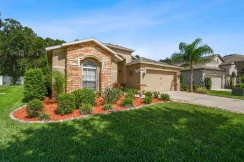 Casa en alquiler en Wesley Chapel, Florida, 4 dormitorios, 202.71 m2 № 1853650 - foto 2
