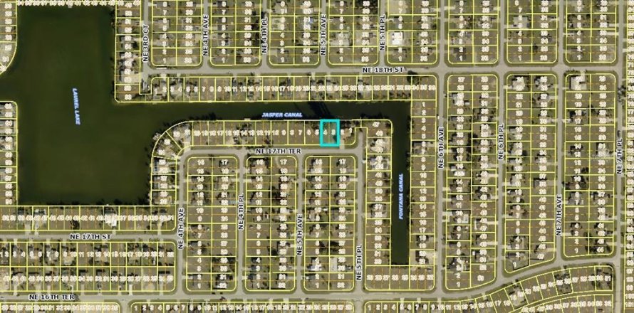 Terrain à Cape Coral, Floride № 2229551