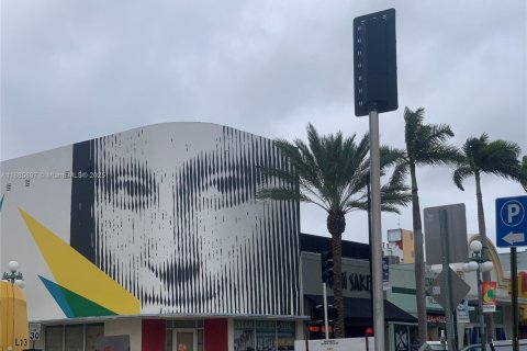 Снять в аренду виллу или дом в Холливуд, Флорида 1 спальня, 60.39м2, № 1932635 - фото 12