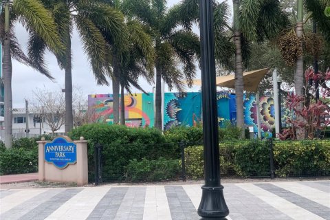 Снять в аренду виллу или дом в Холливуд, Флорида 1 спальня, 60.39м2, № 1932635 - фото 15