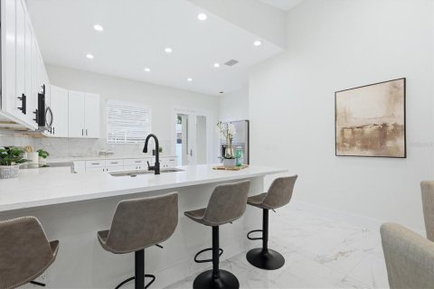 Casa en venta en Pinellas Park, Florida, 4 dormitorios, 167.41 m2 № 2408650 - foto 24