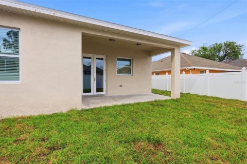 Casa en venta en Pinellas Park, Florida, 4 dormitorios, 167.41 m2 № 2408650 - foto 4