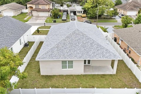 Casa en venta en Pinellas Park, Florida, 4 dormitorios, 167.41 m2 № 2408650 - foto 11