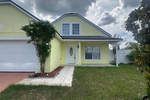 Casa en alquiler en Davenport, Florida, 3 dormitorios, 129.69 m2 № 1798600 - foto 1