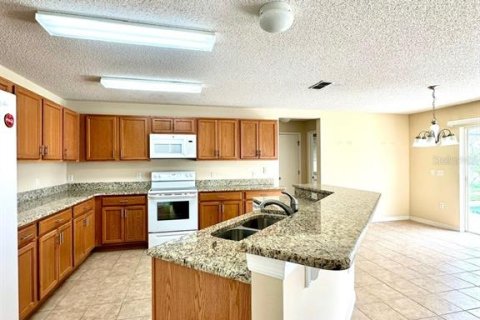 Casa en alquiler en Davenport, Florida, 4 dormitorios, 242.47 m2 № 1900107 - foto 8