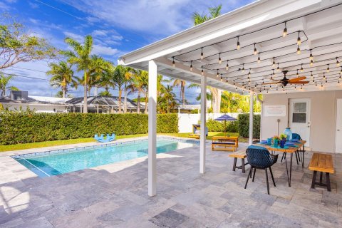 Villa ou maison à louer à Hollywood, Floride: 5 chambres, 194.35 m2 № 1979797 - photo 3