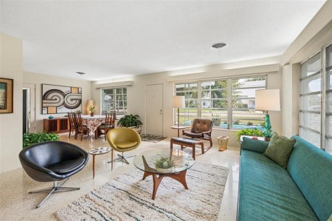 Villa ou maison à vendre à Palmetto, Floride: 3 chambres, 193.14 m2 № 2101490 - photo 6