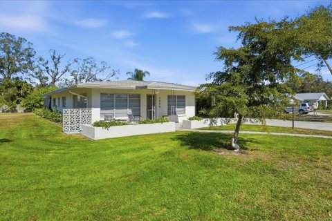 Villa ou maison à vendre à Palmetto, Floride: 3 chambres, 193.14 m2 № 2101490 - photo 4